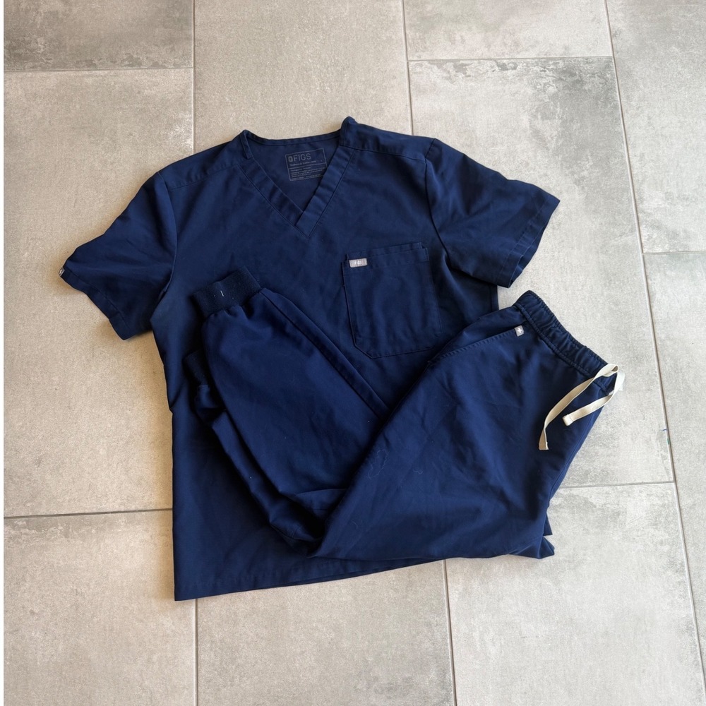 FIGS Technical Collection Navy Blue Scrub Set V-Neck & Jogger Pants L PO# 3485